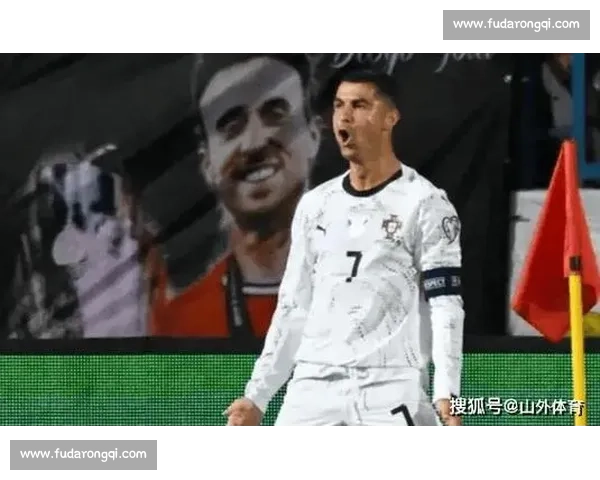 C 罗双响破局!世预赛 5 球大捷迈出关键步 C 罗双响破局!世预赛 5 球大捷迈出关键步